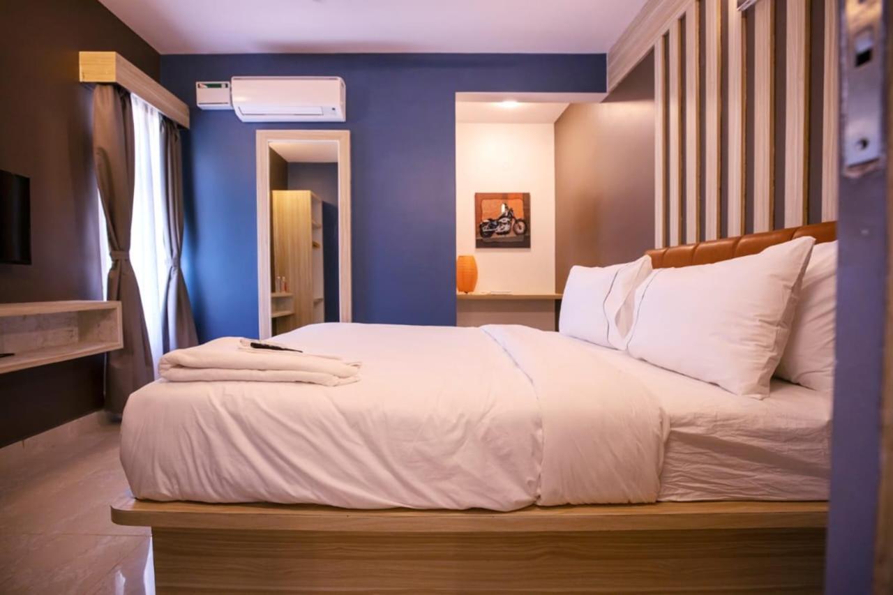 Air Avenue - Airport 3* Devanahalli