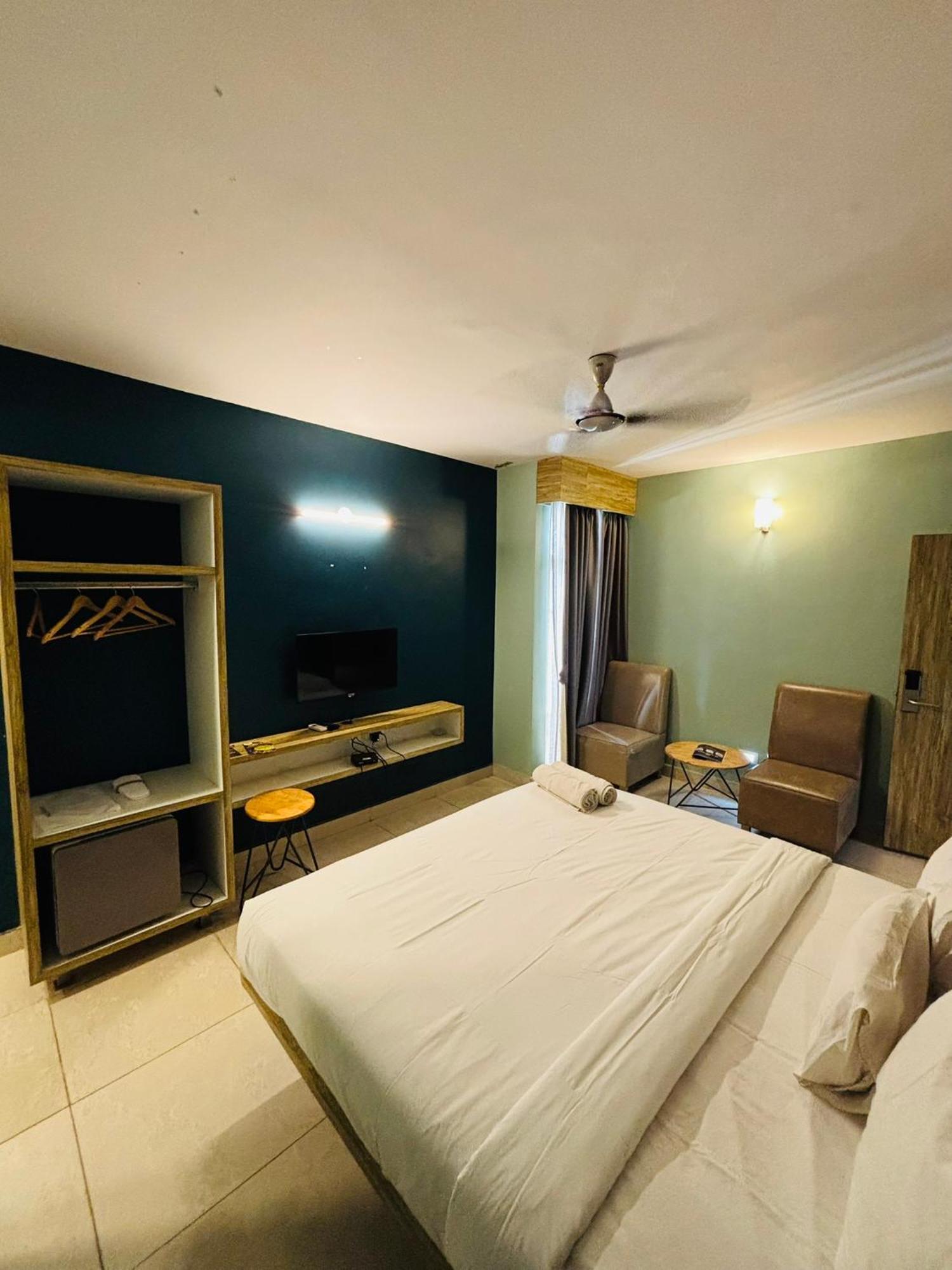 Air Avenue - Airport Devanahalli