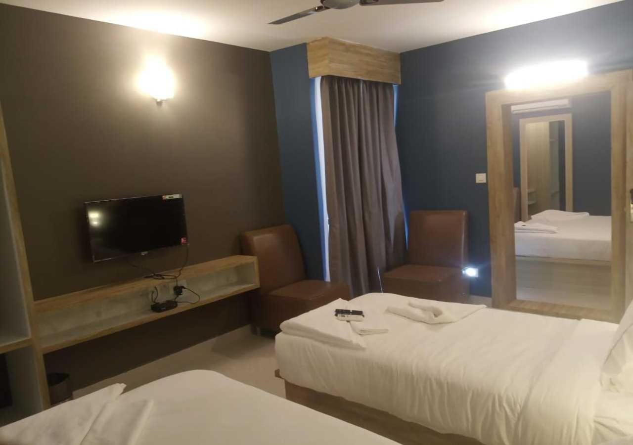 Air Avenue - Airport Hotel 3*